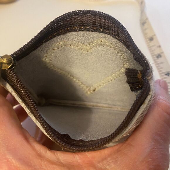 Heart Coin Purse Speckled Dark Taupe Chocolate Brown White Cowhide Zip Closure - Picture 2 of 8